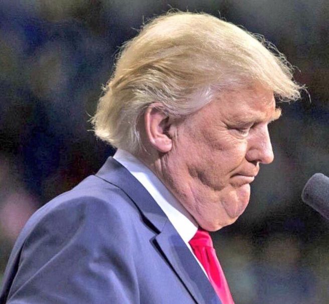 trump-throat-pouch