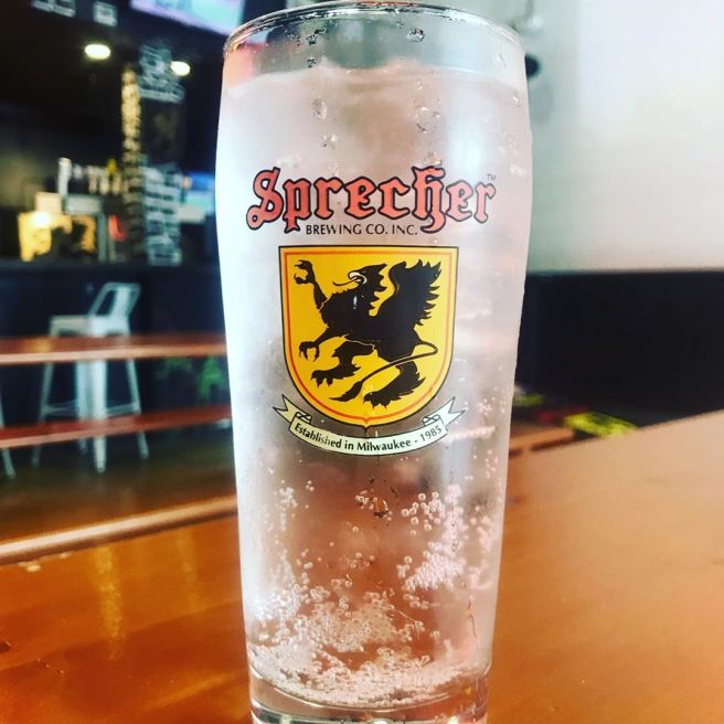Sprecher Raspberry zipper